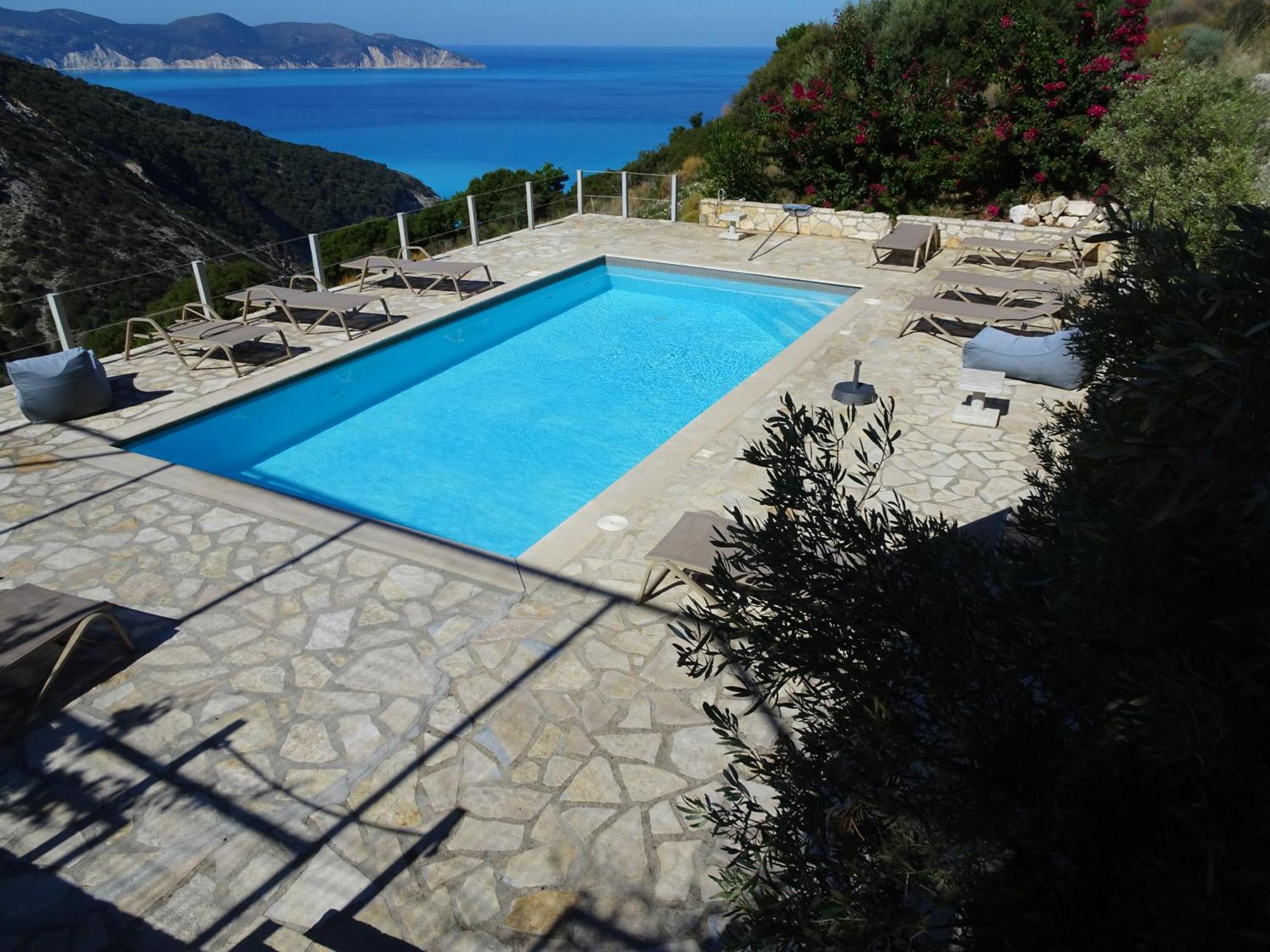 Myrtos Bay Apartament Anomeriá